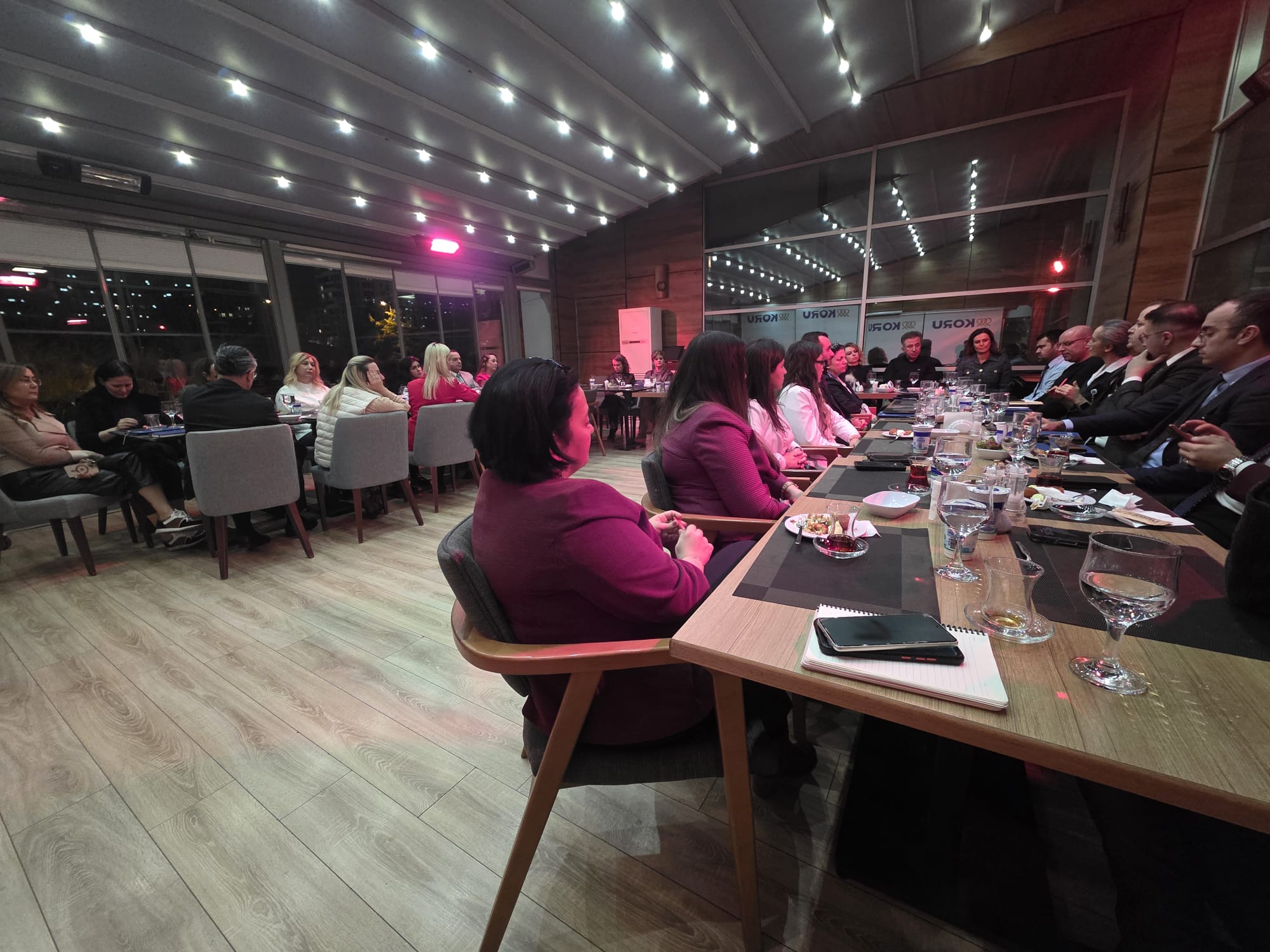 Kurumumuzdan Kareler